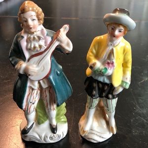 Made in occupied japan figurines. Bard and friend.